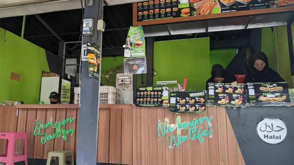 Lowongan Kerja Crew Outlet Burger Bangor Kudus