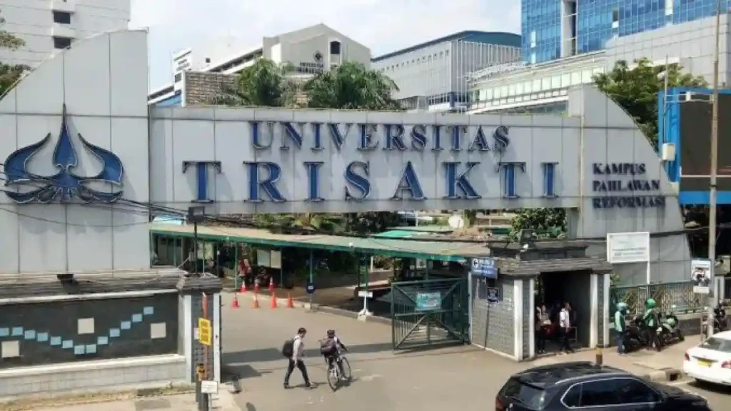 1. Universitas Trisakti