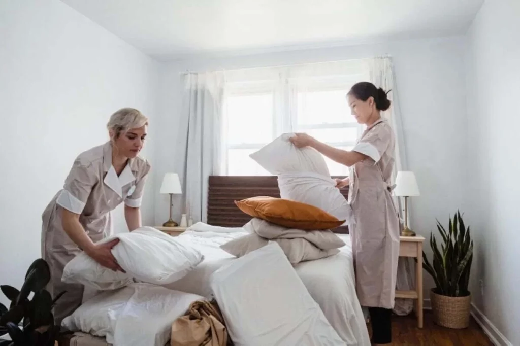 Housekeeping Adalah, Pengertian, Tugas, Gaji Dan Jenjang Karir